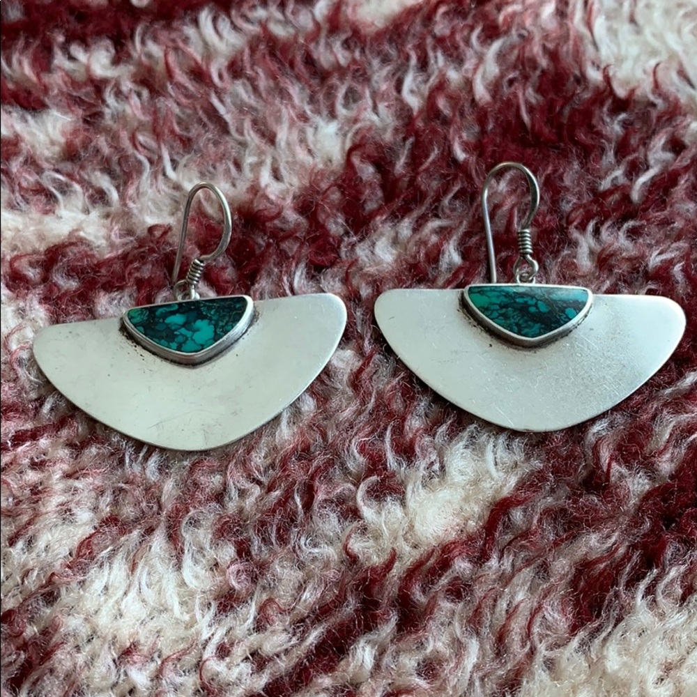 Artesand made turkoise 925 earrings